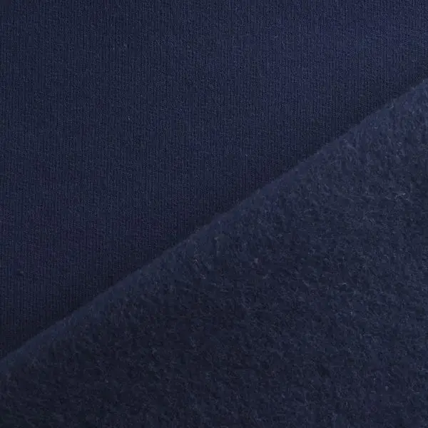 Fleece Perchado Colegial